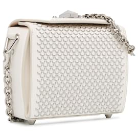 Alexander Mcqueen-Borsa a tracolla Box 16 in pelle borchiata bianca Alexander McQueen-Bianco