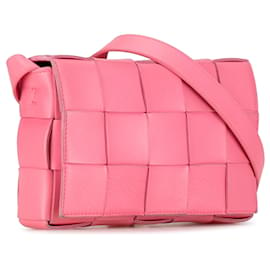 Bottega Veneta-Borsa a tracolla Maxi Bottega Veneta in pelle di agnello intrecciata rosa-Rosa