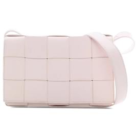 Bottega Veneta-Borsa a tracolla a cassetta Maxi Intrecciato rosa Bottega Veneta in pelle di agnello-Rosa