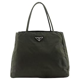 Prada-Prada-Verde