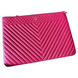 Chanel Pochette Rose