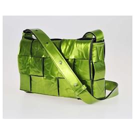 Bottega Veneta-Bottega Veneta Bolsa Cassete Intreccio Classic Verde Metálico-Verde