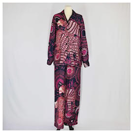 Christian Dior-Christian Dior Pink/Navy Blue Kaleidoscope Animal Print Longsleeve Shirt & Pants Set-Blue