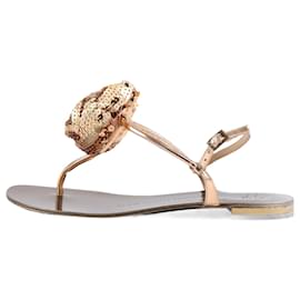 Giuseppe Zanotti-Sandálias tanga com flores de lantejoulas Giuseppe Zanotti em tamanho 37 UE-Dourado