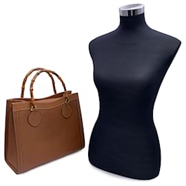 Gucci-Borsa tote Princess Diana in bambù vintage in pelle marrone chiaro-Marrone