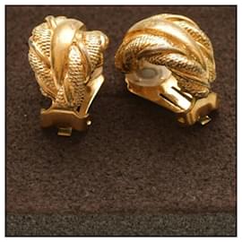 Burberry-Earrings-Golden