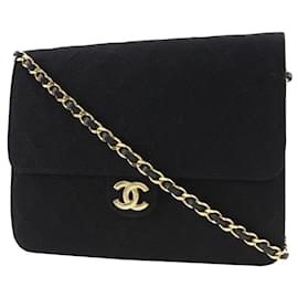 Chanel-Bolso bandolera con solapa de tela CC acolchado Chanel Bolso de hombro de algodón en buen estado-Otro