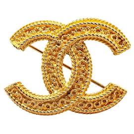 Chanel-Broche com logotipo Chanel CC Broche de metal em bom estado-Outro