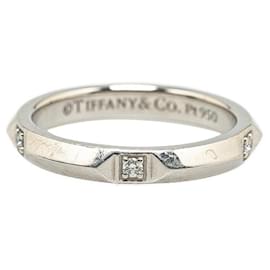 Tiffany & Co-Bague en métal avec bande de diamants Tiffany & Co Platinum 5P en bon état-Autre