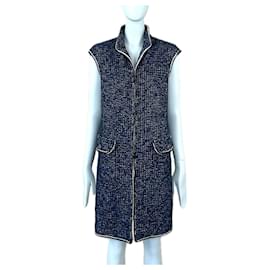 Chanel-Fabelhafte blaue Tweed-Weste-Jacke-Blau