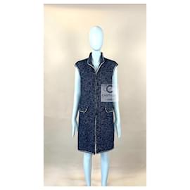 Chanel-Fabelhafte blaue Tweed-Weste-Jacke-Blau