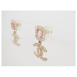 Chanel-NUEVOS PENDIENTES COLGANTES CHANEL PENDIENTE PIEDRA ROSA LOGO CC STRASS-Dorado