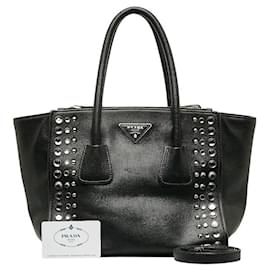 Prada-Bolsa de couro Prada com tachas de couro com bolso duplo B2625O em bom estado-Outro