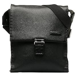 Salvatore Ferragamo-Salvatore Ferragamo Sac bandoulière en cuir Stitch Sac à bandoulière en cuir en bon état-Autre