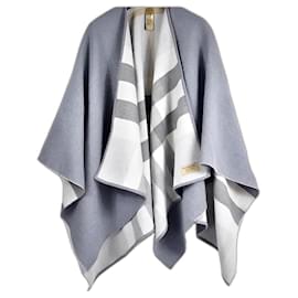 Burberry-Chaquetas-Gris