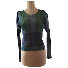 Issey Miyake-Camiseta plisada, talla 5.-Multicolor