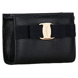 Salvatore Ferragamo-Salvatore Ferragamo – Vara-Schleifentasche aus geprägtem Leder, Kosmetiktasche aus Leder, 223057, in gutem Zustand-Andere