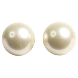 Christian Dior-Cream pearl tribal earrings-Cream