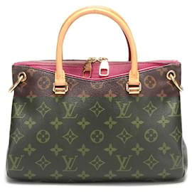 Louis Vuitton-Louis Vuitton Monogram Pallas BB Canvas Crossbody Bag in Excellent condition-Other