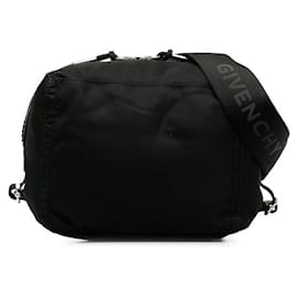 Givenchy-Givenchy Nylon Shelter Bag  Canvas Shoulder Bag in Excellent condition-Other