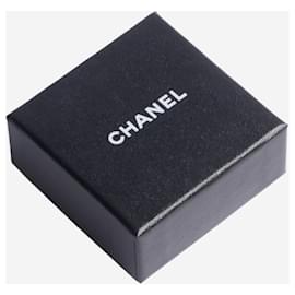 Chanel-Black 3.5 mm headphone jack charms-Black