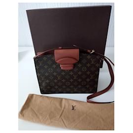Louis Vuitton-Louis Vuitton handbag, exceptional piece.-Brown