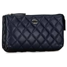 Chanel-Chanel Quilted Caviar Makeup Pouch Leather Vanity Bag in Good condition-Other