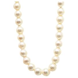 Tiffany & Co-Collier de perles classique Tiffany & Co Collier en matériau naturel en bon état-Autre