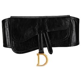 Dior Sattelgürteltasche aus schwarzem, geknittertem Lammleder Schwarz