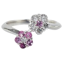 & Other Stories-K18WG White Gold Pink Sapphire Flower Ring in Excellent Condition-Silvery