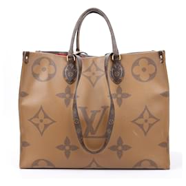 Louis Vuitton-Louis Vuitton Giant Monogram OnTheGo GM Handbag in Brown M45320-Brown