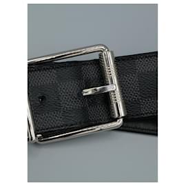 Louis Vuitton-Cinturón a Cuadros Negros y Grises-Black
