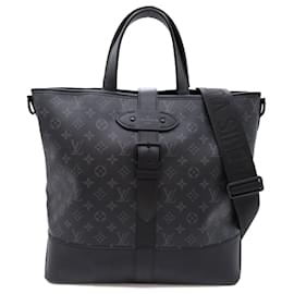 Louis Vuitton-Bolsa Louis Vuitton Monograma Preto Eclipse Saumur Preto-Preto