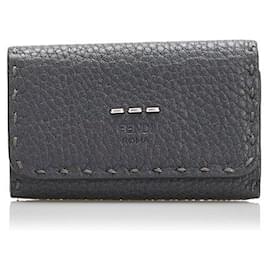Fendi-Fendi Selleria Key Case Leather Key Holder 7AP011 in excellent condition-Other