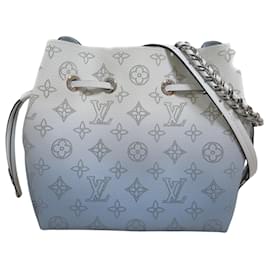 Louis Vuitton-Louis Vuitton-Bella-Blau