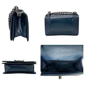 Chanel-Chanel Boy-Navy blue