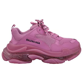 Balenciaga-Balenciaga Triple S Clear Sole Sneakers in Pink Polyester-Pink