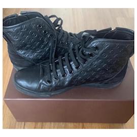 Louis Vuitton-Punch Sneakers-Black