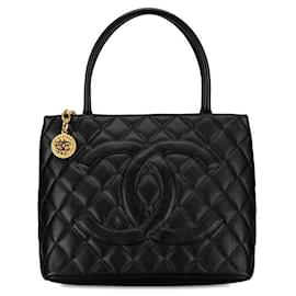 Chanel-Chanel CC Caviar Medallion Tote Leather Tote Bag in Good condition-Other