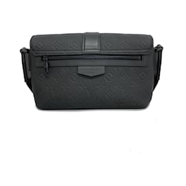 Louis Vuitton-Louis Vuitton Messenger-Black