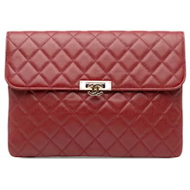 Chanel-Red Chanel Medium Caviar Golden Class Pouch-Red