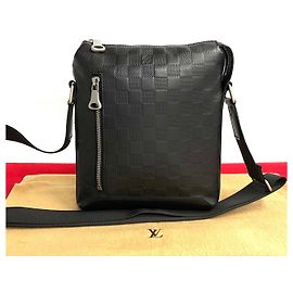 Bolsa de ombro de couro Louis Vuitton Discovery Messenger BB N42418 em muito bom estado Outro