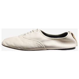 Loewe White leather flat shoes - size EU 39 White