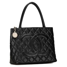 Chanel-Chanel CC Caviar Medallion Tote Leather Tote Bag in Good condition-Other