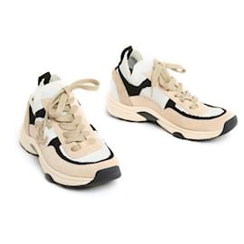 Chanel-Chanel Sneakers EU39 Beige Nude Suede UK6 US8.5-Beige