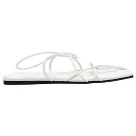 Sandali piatti con cinturino e punta quadrata Khaite bianchi 37.5 Bianco