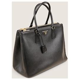 Prada-Large Galleria Tote-Black