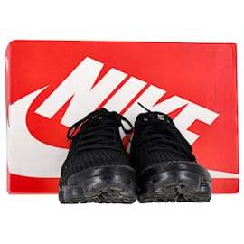 Nike-Nike Air Vapormax Flyknit 3 Sneakers in Black Synthetic-Black