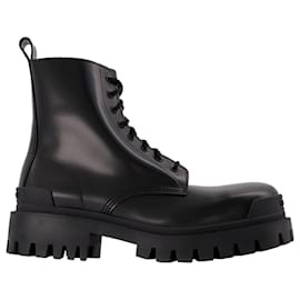 Balenciaga-Strike Bootie L20 Ankle Boots in Black Smooth Leather-Black