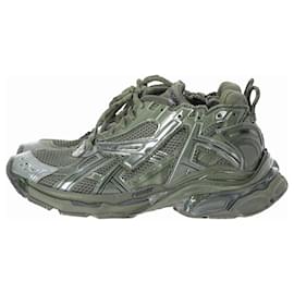 Balenciaga-Balenciaga Runner Sneakers in Olive Green Polyurethane-Green,Olive green